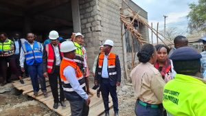 Governor KImani Wamatangi during the inspection on the construction of the ongoing Juja Farm Market