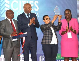 Waziri Susan Gatwiri uplifting Town and County Planners Association of Kenya (TCPAK) Award 
